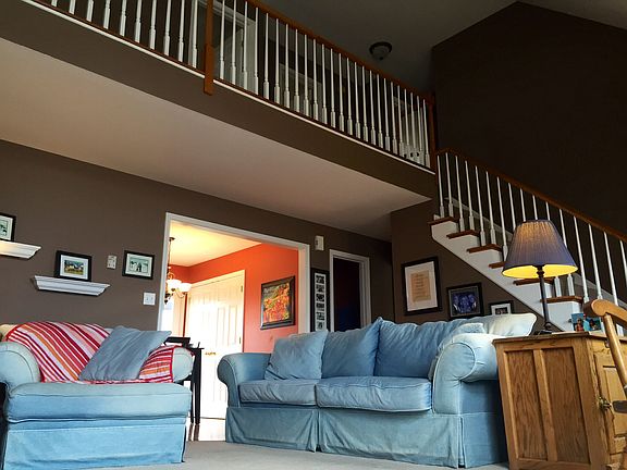 3rd image of 512 Hemingway Ct