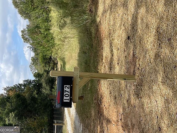 4th image of 1072 Ford Rd