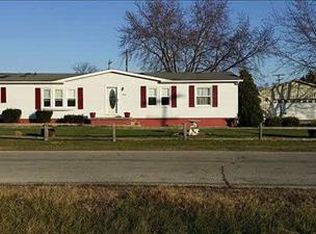 7622 Swan Creek Rd, Newport, MI 48166