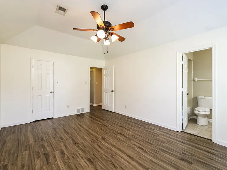 7549 Clarkfield Pl — Photo 9