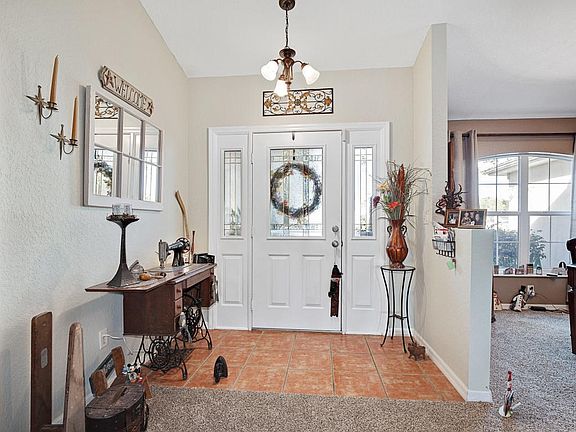 2110 SE 10th Pl (29)