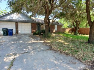1609 Fairfield Cir, Sanger, TX 76266