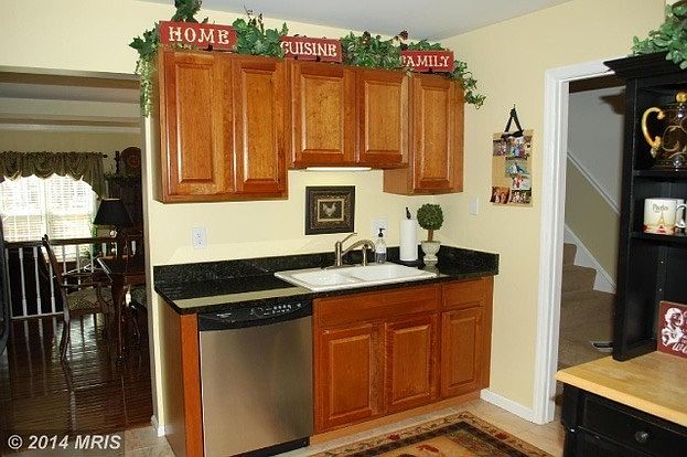 1st image of 5659 Ridge View Dr