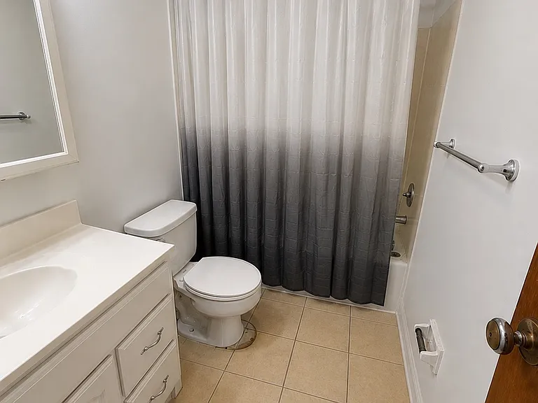 307 E Grant St #1 — Photo 4