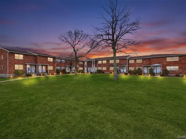 276 Temple Hill Rd, New Windsor, NY