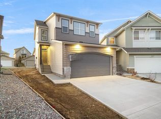 9828 219th St NW, Edmonton, AB T5T7J3