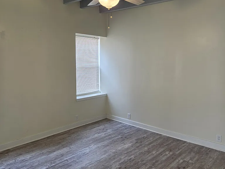 301 S Allen St #3D — Photo 4