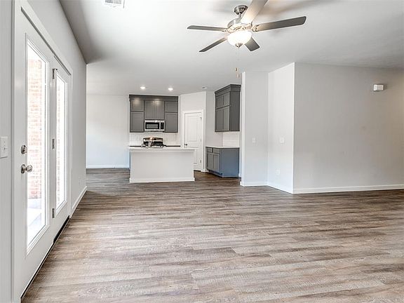 7th image of this home