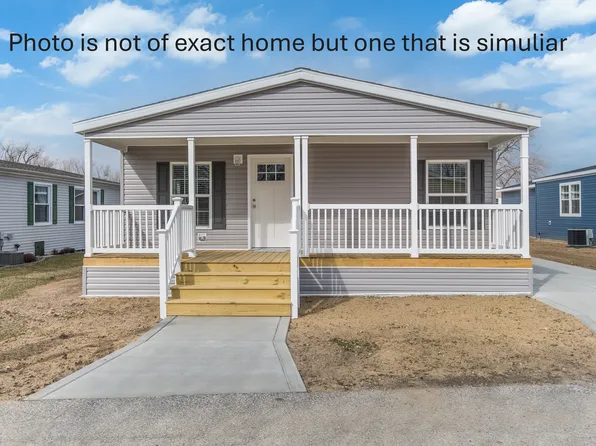 3562 Southlake Cir, Rensselaer, IN 47978