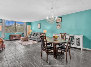6570 Royal Palm Blvd APT 206J, Margate, FL 33063