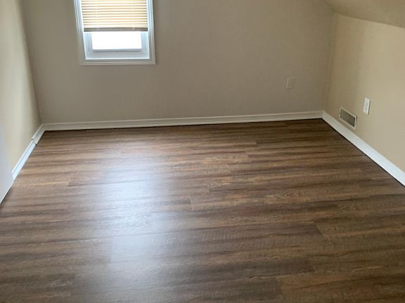 4th image of 24087 Stanford Ave