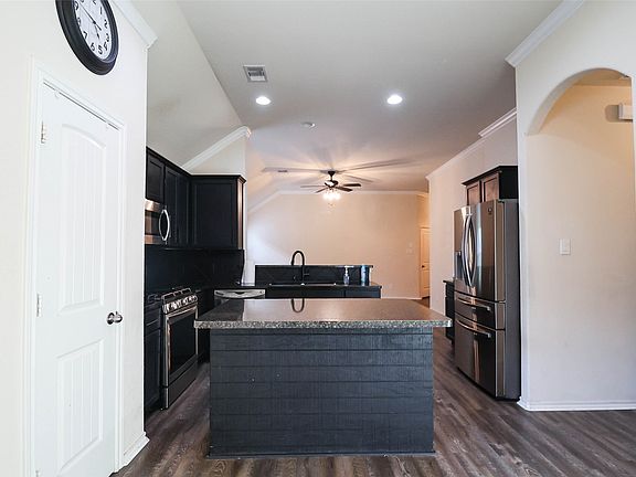 2nd image of 1727 Kilmory Ct #1727