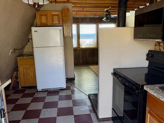 4th image of 31 Bluff Rd