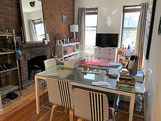 5th image of 22 W 85th St APT 4B