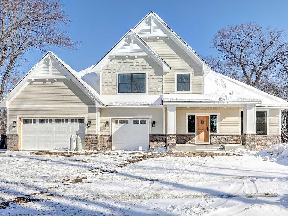 1st image of 638 Ivy Falls Ave
