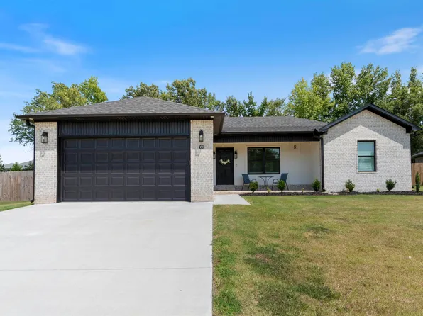69 Birchwood Dr, Ward, AR 72176