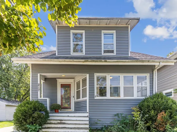 217 Reber Ave, Waterloo, IA 50701