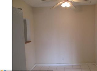 6807 Merion Pl, North Lauderdale, FL 33068