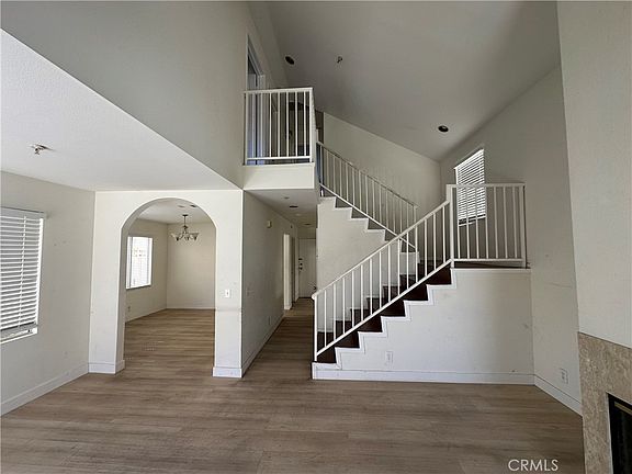 4th image of 21041 Gault St Unit C