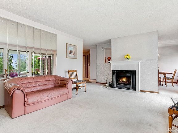 4th image of 23509 Lakeview Dr #A