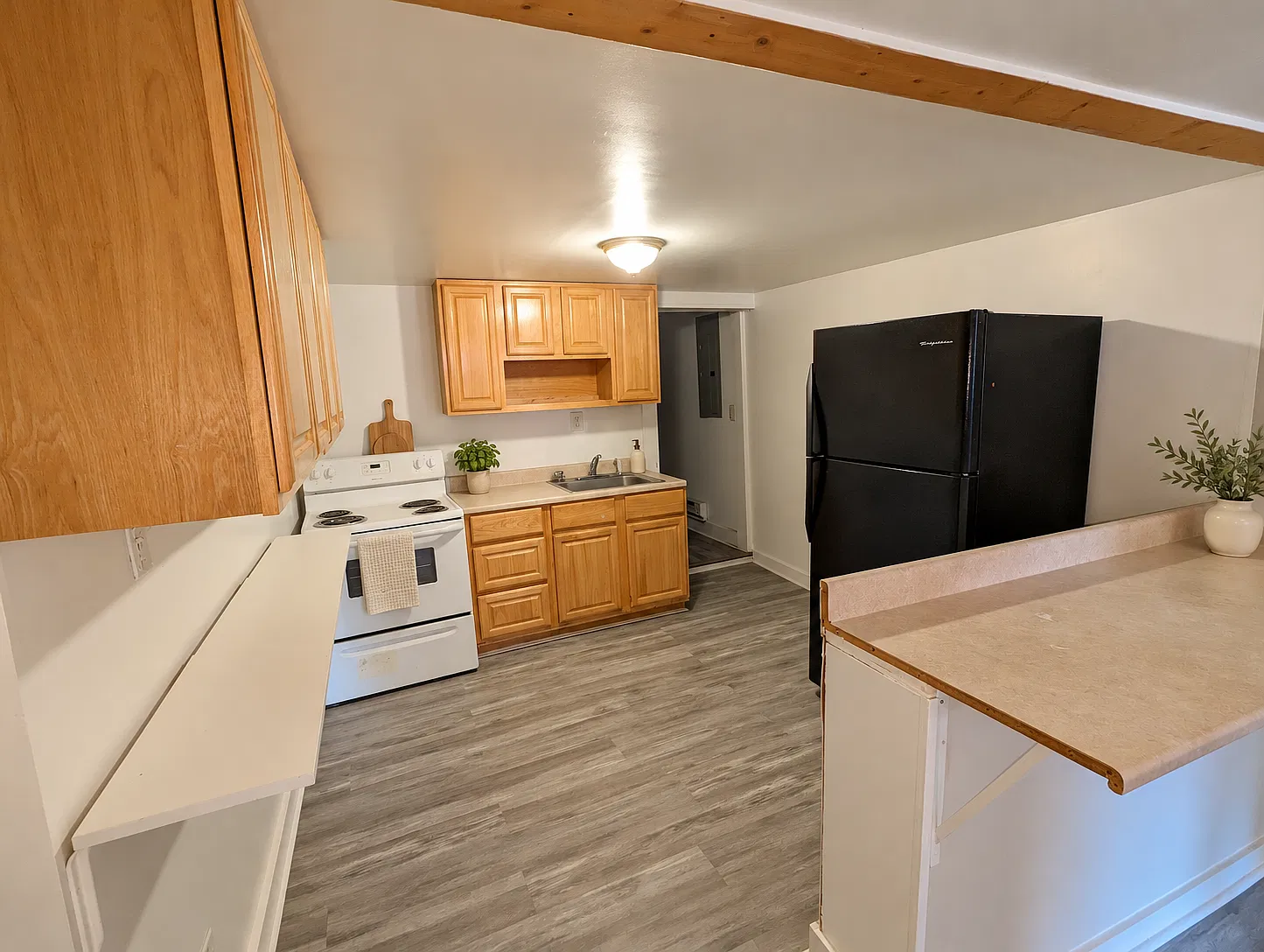 528 E Patapsco Ave — Photo 2