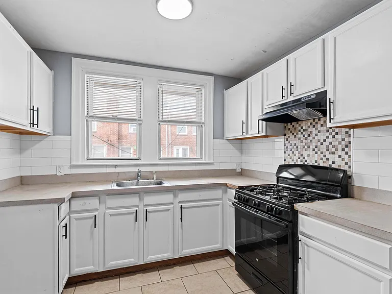 5516 Westford Rd — Photo 12