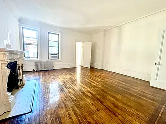 Rented by Addison Property Group