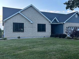 13813 Pierland Ct, Pocahontas, IL 62275