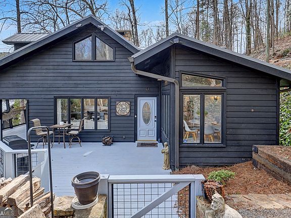 4th image of 418 Vickers Rd