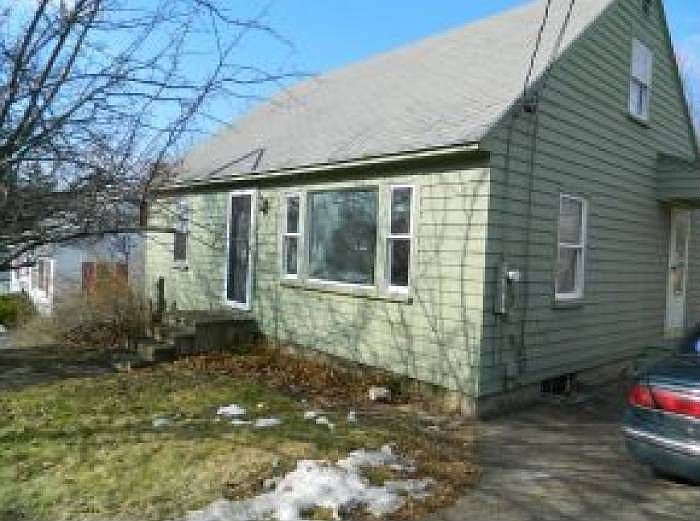 44 Gold St, Manchester, NH 03103 Zillow