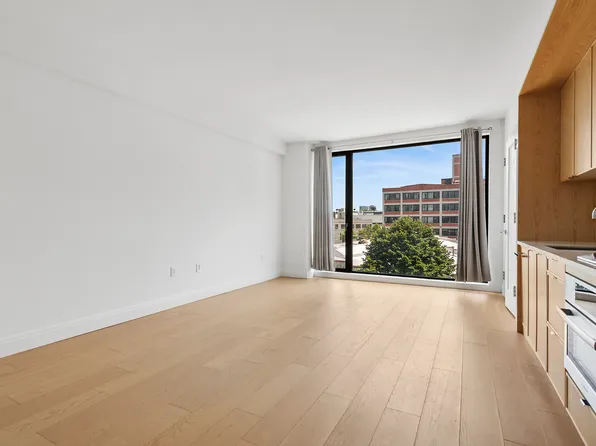 37-14 34th Street image 4 of 5