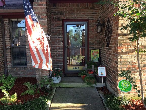 4th image of 1522 Sunnyslope Dr