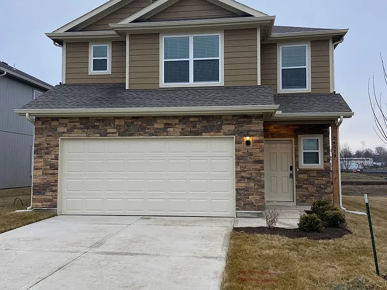 21579 S Franklin Ct — Photo 23