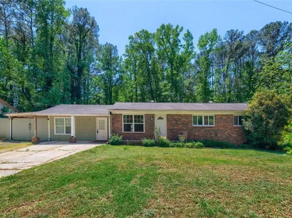 2340 Chestnut Log Loop, Lithia Springs, GA 30122