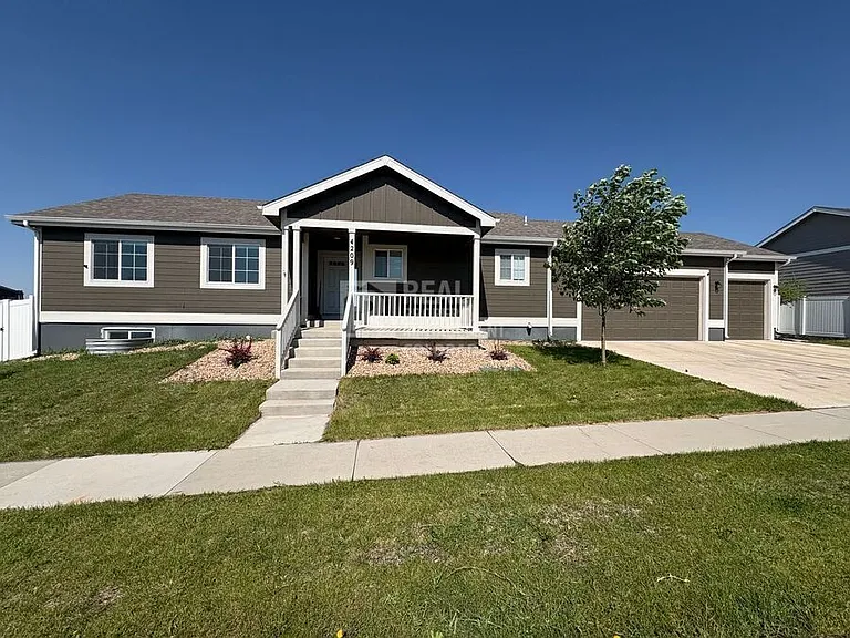 4209 Yellowbells Dr — Photo 1