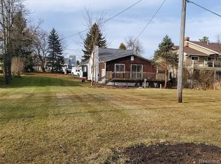 2921 School Lake Dr, Brighton, MI
