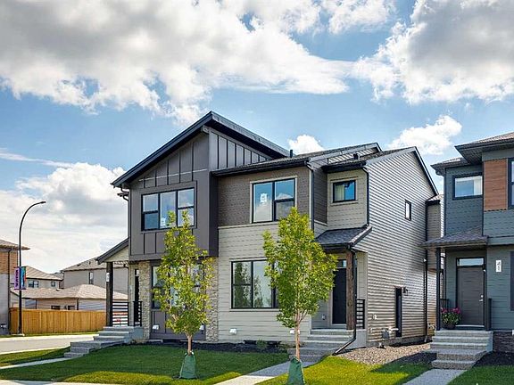 2nd image of 45 NE Silverton Glen Way SW