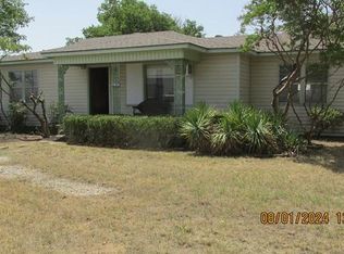 5825 Azle Ave, Fort Worth, TX 76114