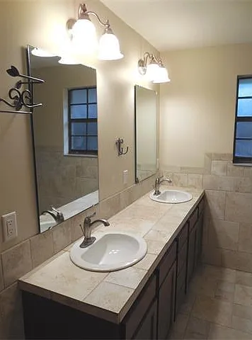 102 Beau Soleil Pl — Photo 7
