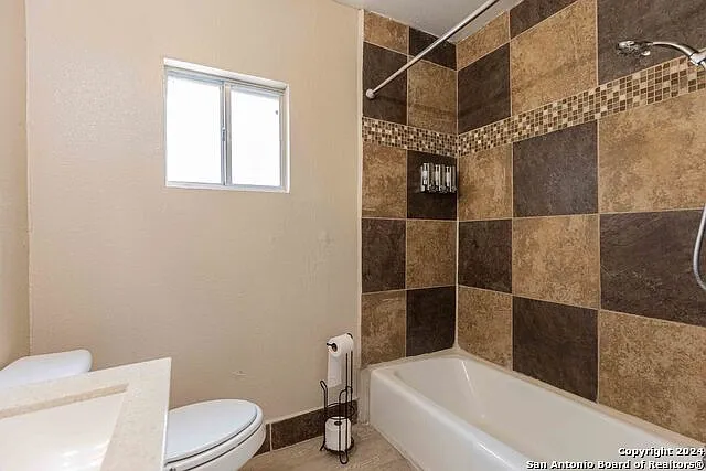 120 Nelson Ave — Photo 23