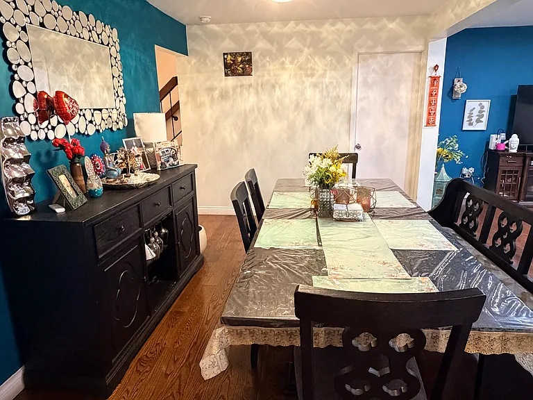 3006 Astor Close — Photo 5