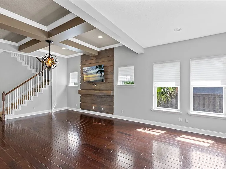 8631 Laureate Blvd — Photo 8