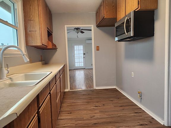 5th image of 10844 Inez St