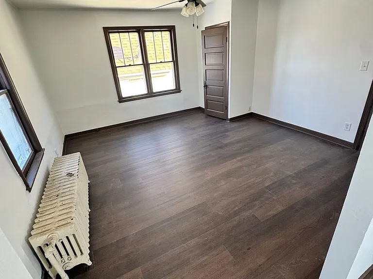 1021 Charles Ave #1021 — Photo 6