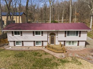 25600 Merle St, Edwardsburg, MI