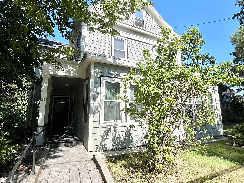 45 Thornton St #1