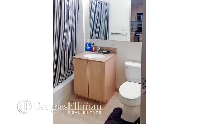Rented by Douglas Elliman | media 4