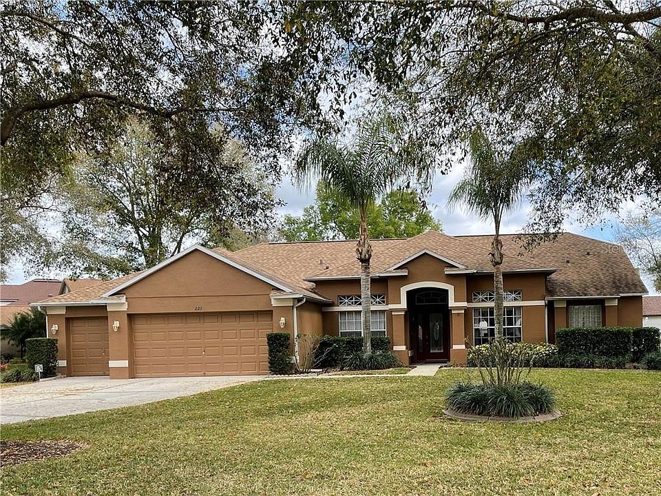1st image of 221 Norris Pl