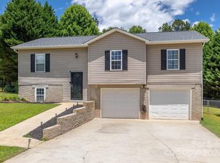 5260 Eider Ln, Granite Falls, NC 28630