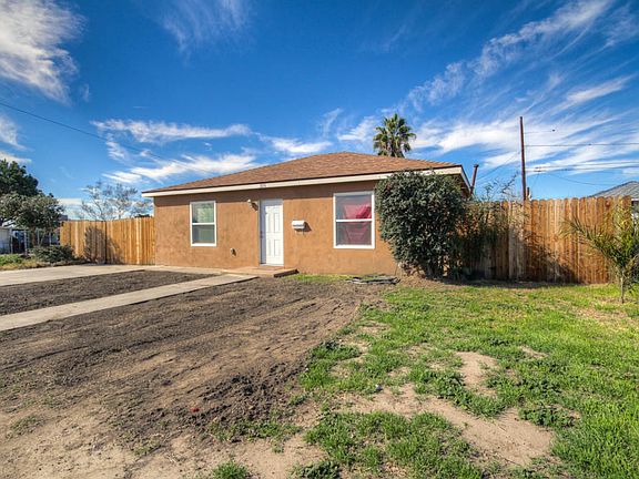 3rd image of 1056 Myrtle Dr
